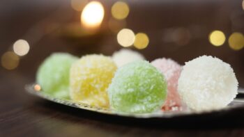 Coconut Ladoo